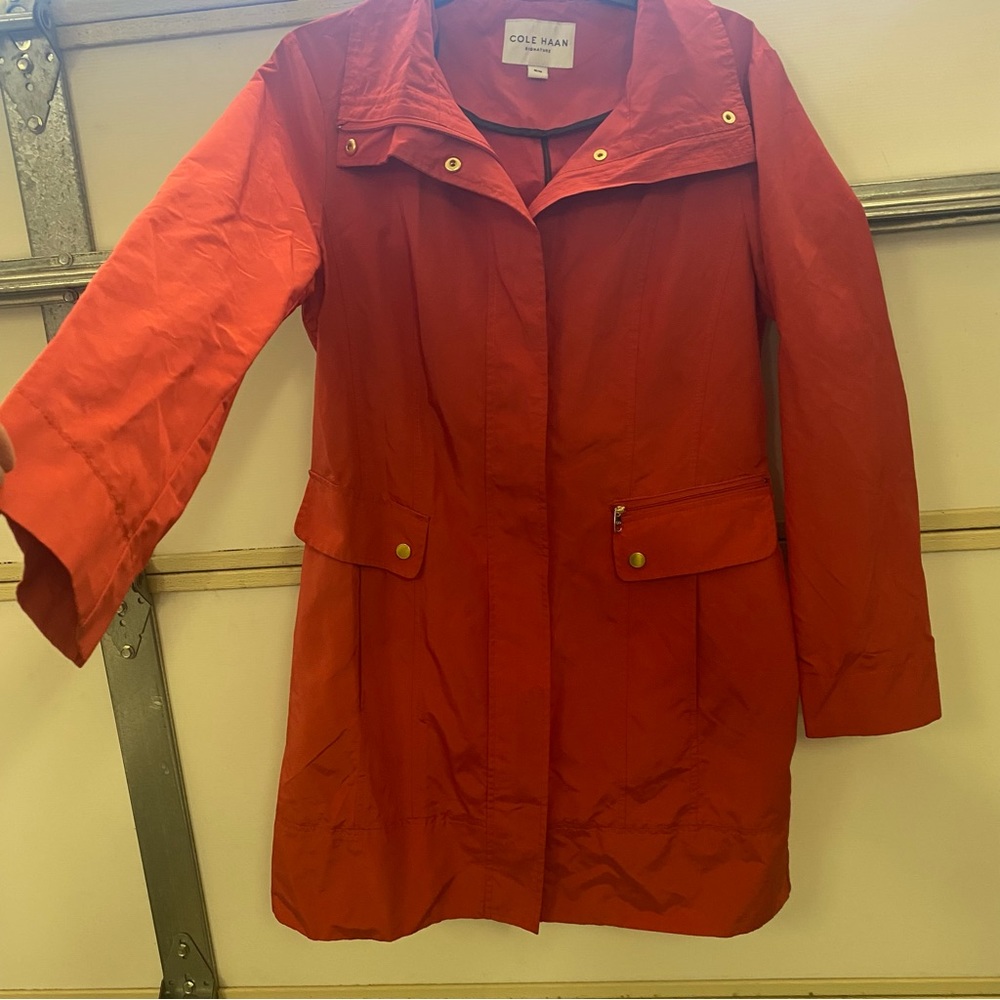 Cole Haan Raincoat jacket Size m color coral - Picture 10 of 11